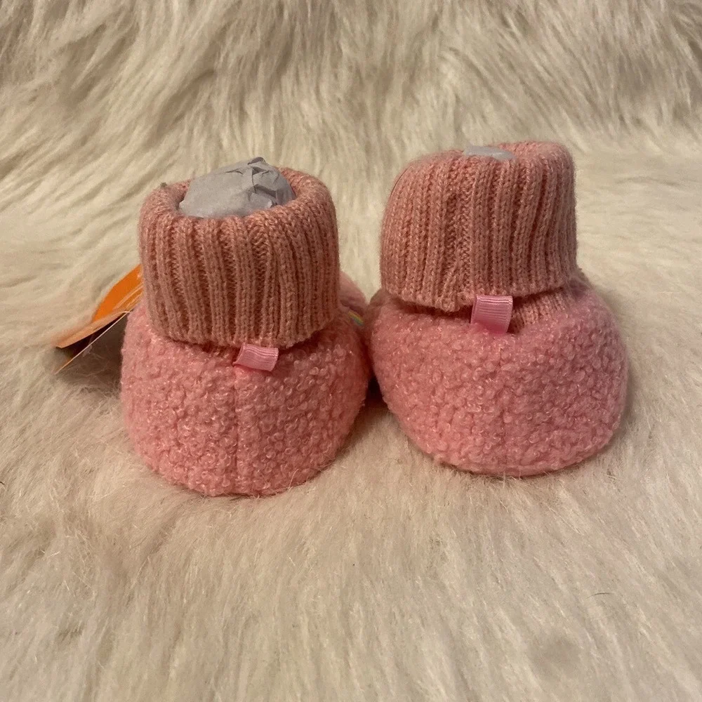 Wonder Nation Slippers Girl Size 5 Pink Fuzzy Rainbow Bootie Shoes 12-18 Months